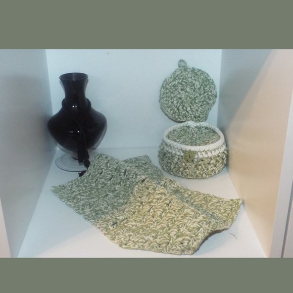 10 pc Handmade Clamshell Spa Set - Picture 5 of 12